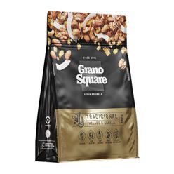 Granola GRANO SQUARE Premium Tradicional sem Glúten, sem Lactose e Vegano Adoçada com Melado Pacote 400g