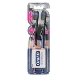 Escova de Dente Extra Macia ORAL-B Indicador Black Charcoal com cerdas de carvão ativado 2  unidades