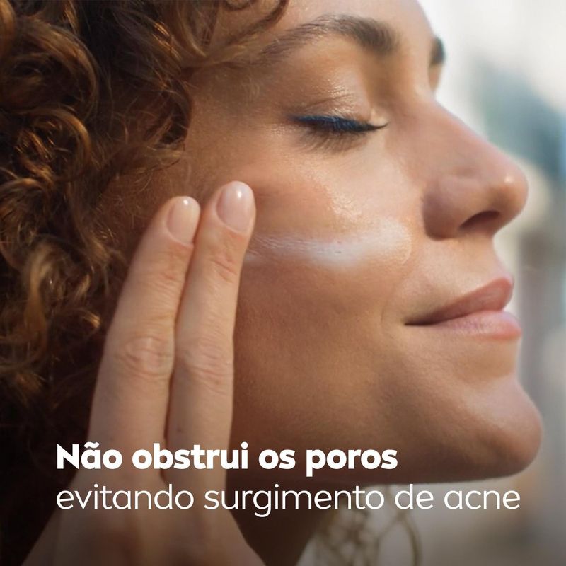 4005900659712-NIVEASUNProtetorSolarFacialBeautyExpertControledeOleosidadeFPS6050g-3.jpg